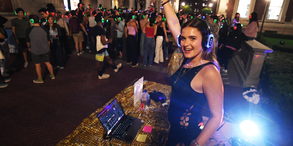 Students at Low-lapalooza: Silent Disco