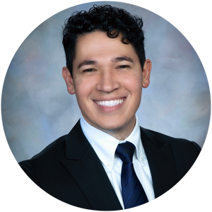 Julian Melo Headshot