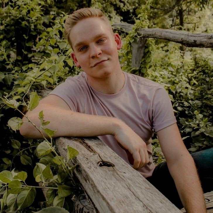Adam is a senior transfer student, originally from the Buffalo, NY area. He is a student in Columbia College majoring in history and political science. In addition to his academic interests, Adam is actively involved in on-campus theatre, a cappella, and student government. Additionally, he continues to engage in activism around mass incarceration and prison abolition in the United States. You can find him at the nearest dog shelter, or searching New York City for the best drag brunch. Adam Kluge