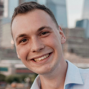 Headshot of Mark Kirichev.