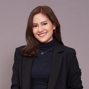 Headshot of Aimee Vichiennet