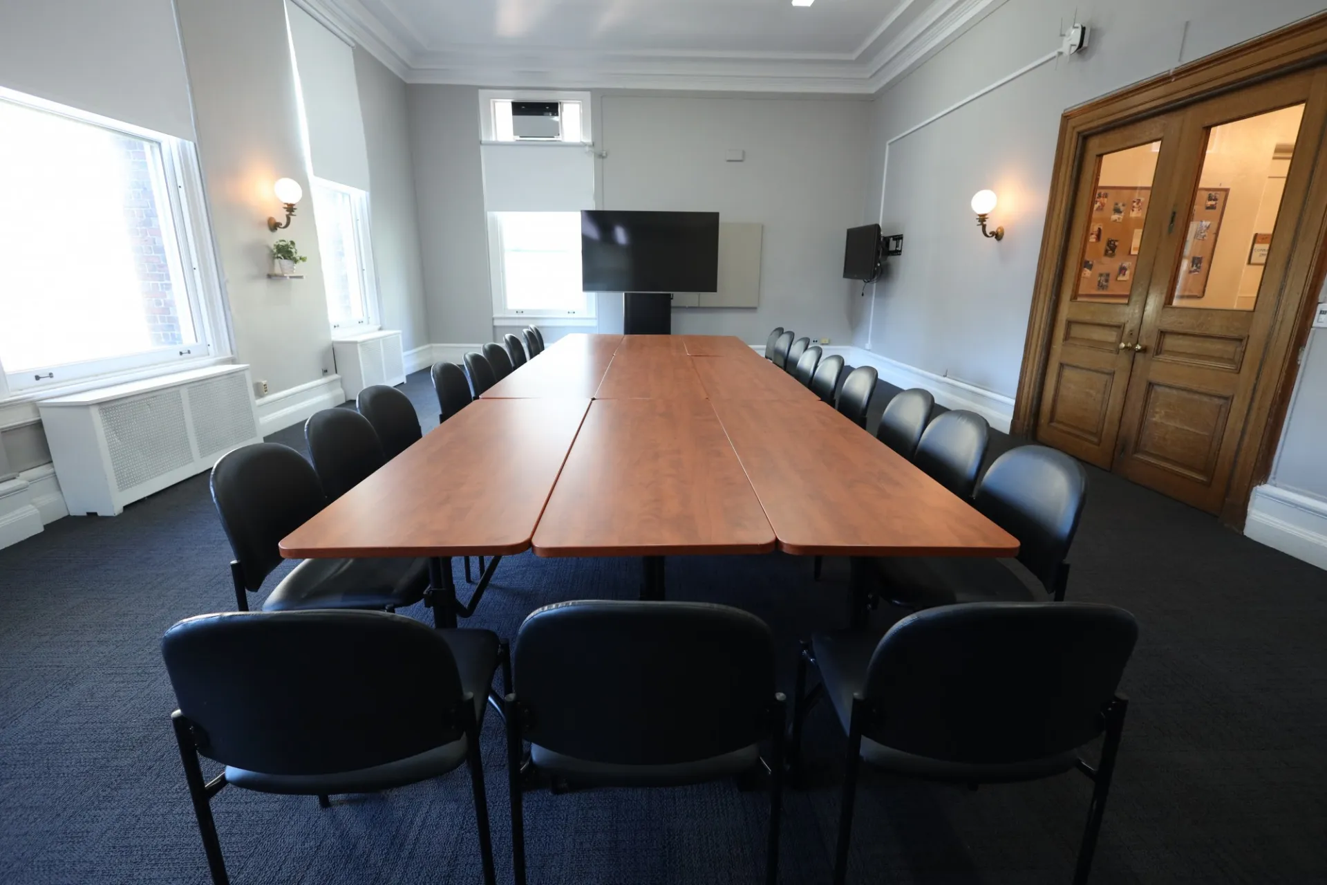 Earl Hall Dodge Room Conference Set Up