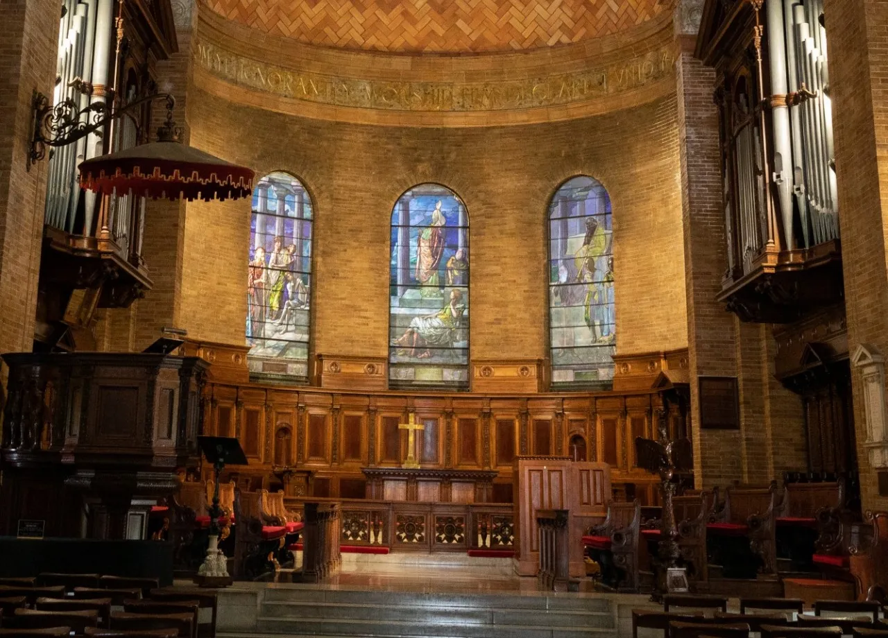 The Nave St. Paul's Chapel