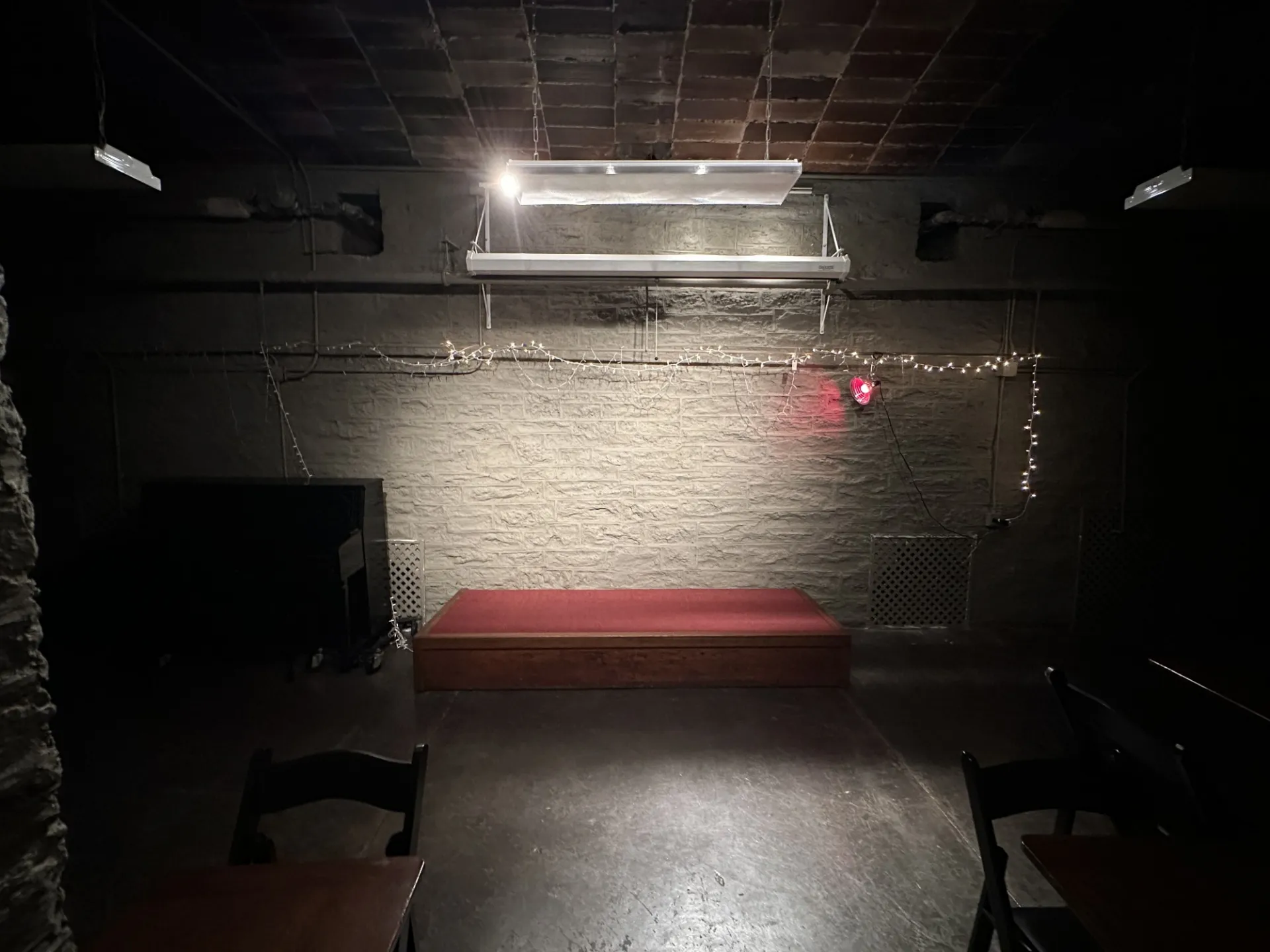 Postcrypt Cafe