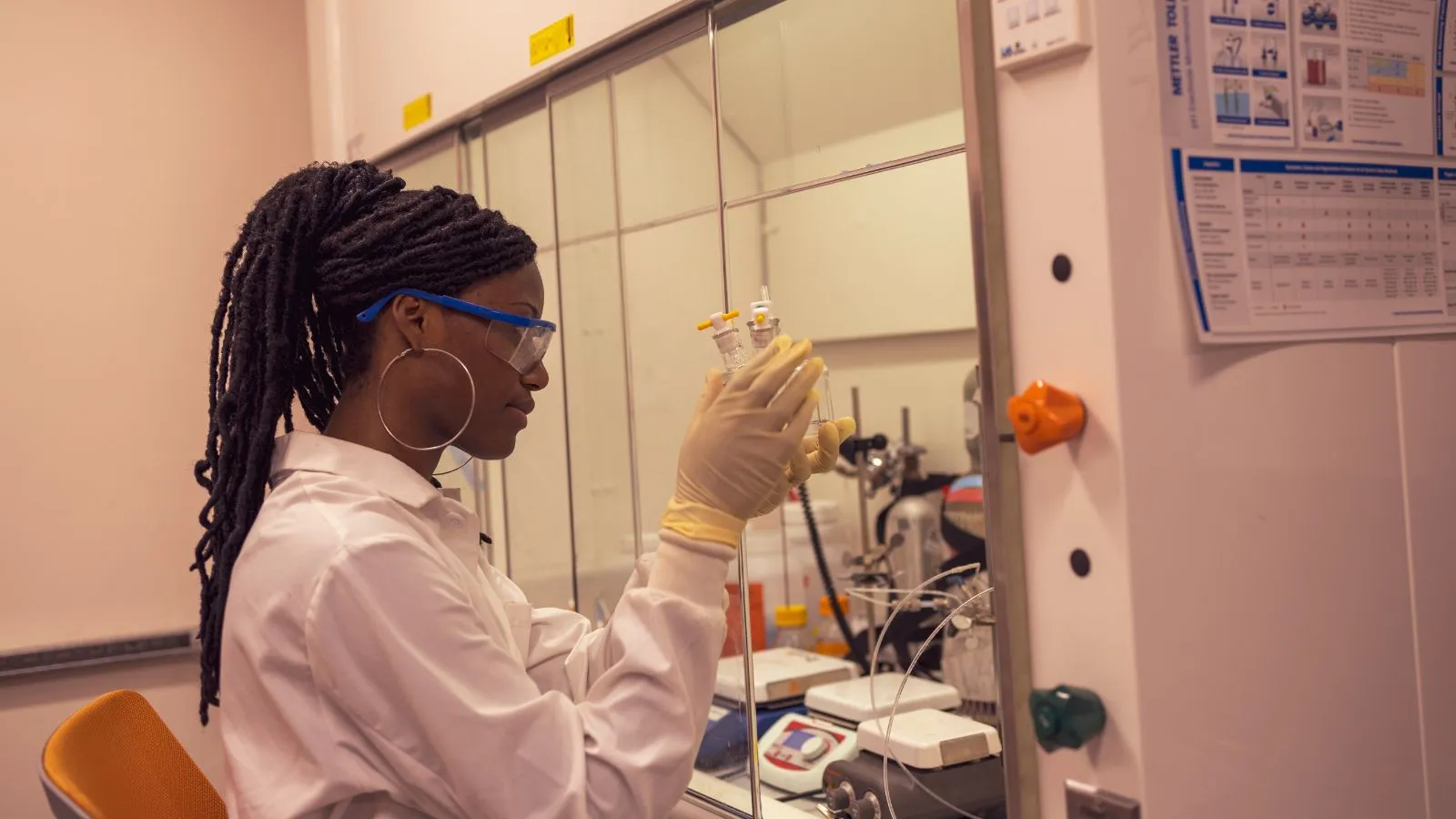 Daniela in the lab